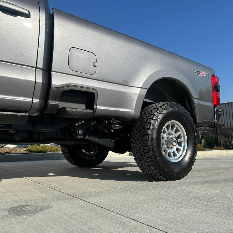 S&B 102102 Torxz Traction Bar Kit | 2017-2025 Ford F350/F450 DRW 6.7L Powerstroke