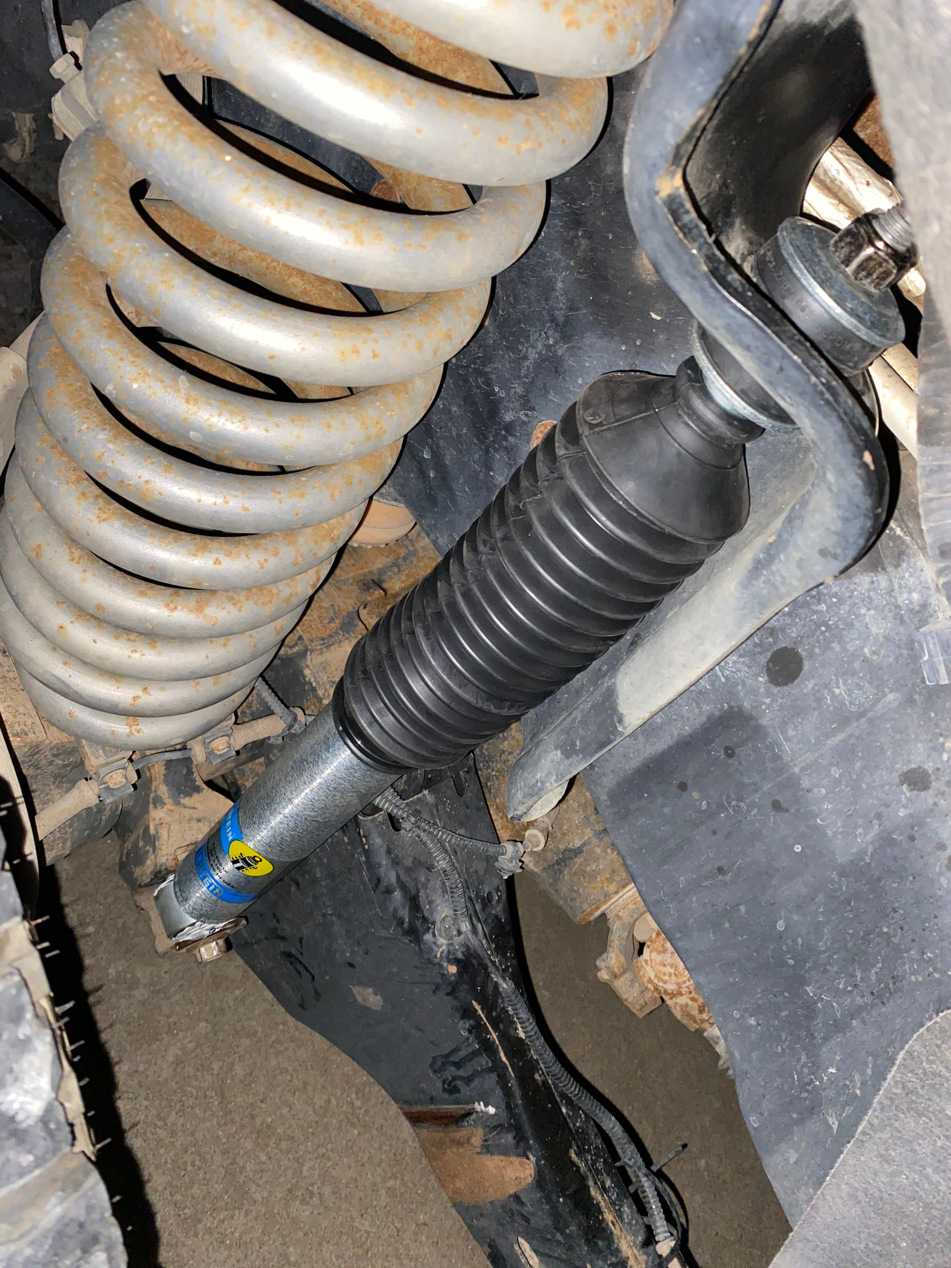 Bilstein 24-186018 B8 5100 Front Shock - for 0-2" Lift - (Single) | 2005-2016 Ford F250/F350 Super Duty