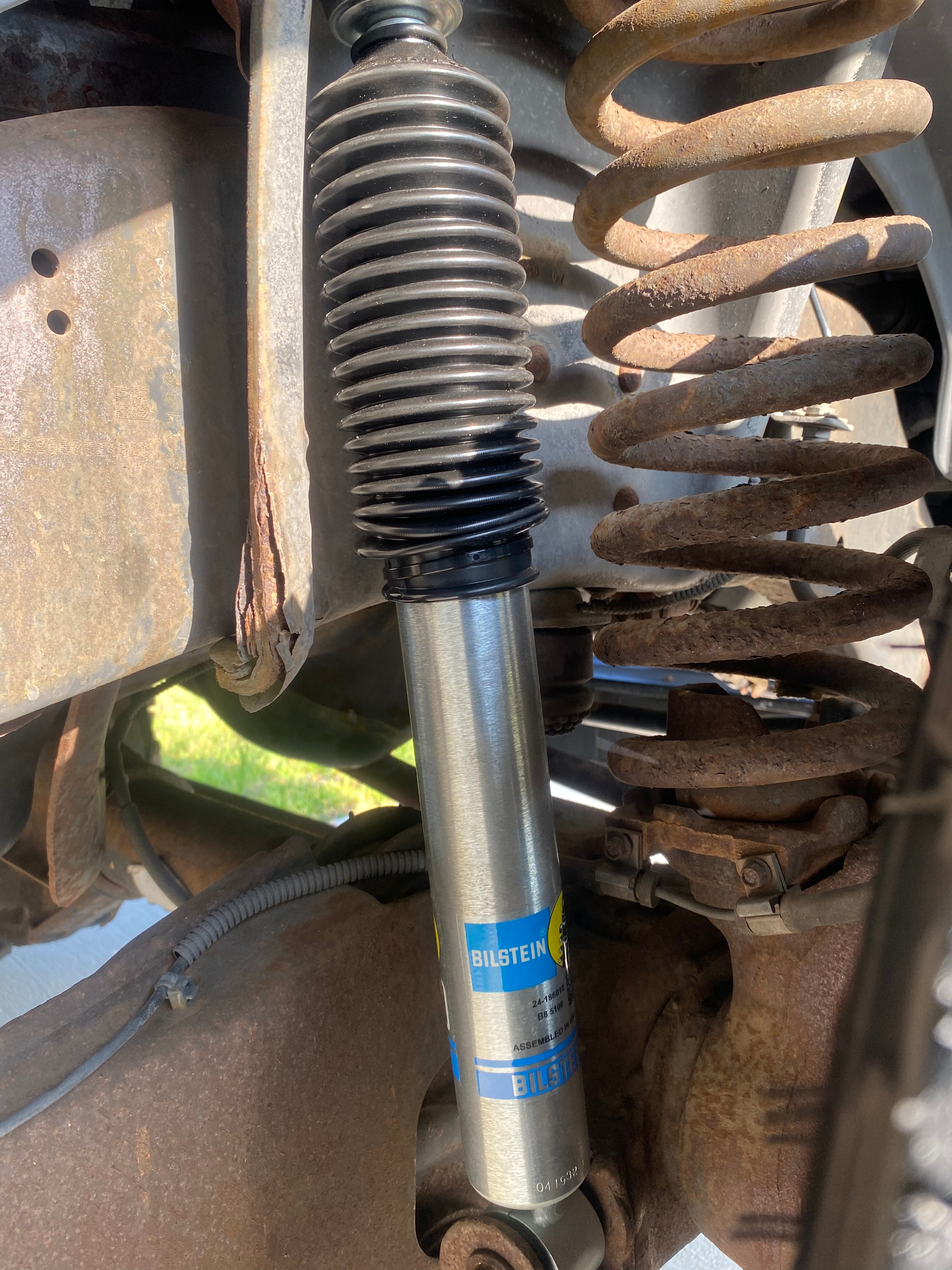 Bilstein 24-066464 B8 5100 Front Shock - for 4-5" Lift - (Single) | 1994-2013 Dodge RAM 2500/3500 4WD