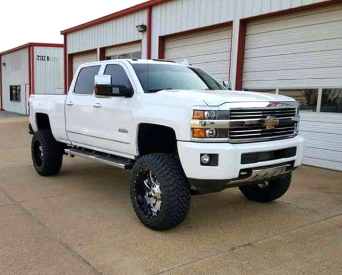 ReadyLift 44-3070 7-8" Lift Kit with SST3000 Shocks | 2011-2019 GM Silverado/Sierra 2500HD/3500HD 2WD/4WD