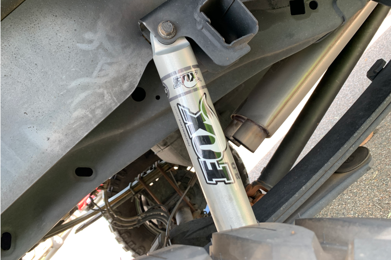 FOX 2.0 980-24-647 2.0 Performance IFP Rear Shock - for 0-1" Lift - (Single) | 1999-2016 Ford F250/F350 Super Duty 4WD