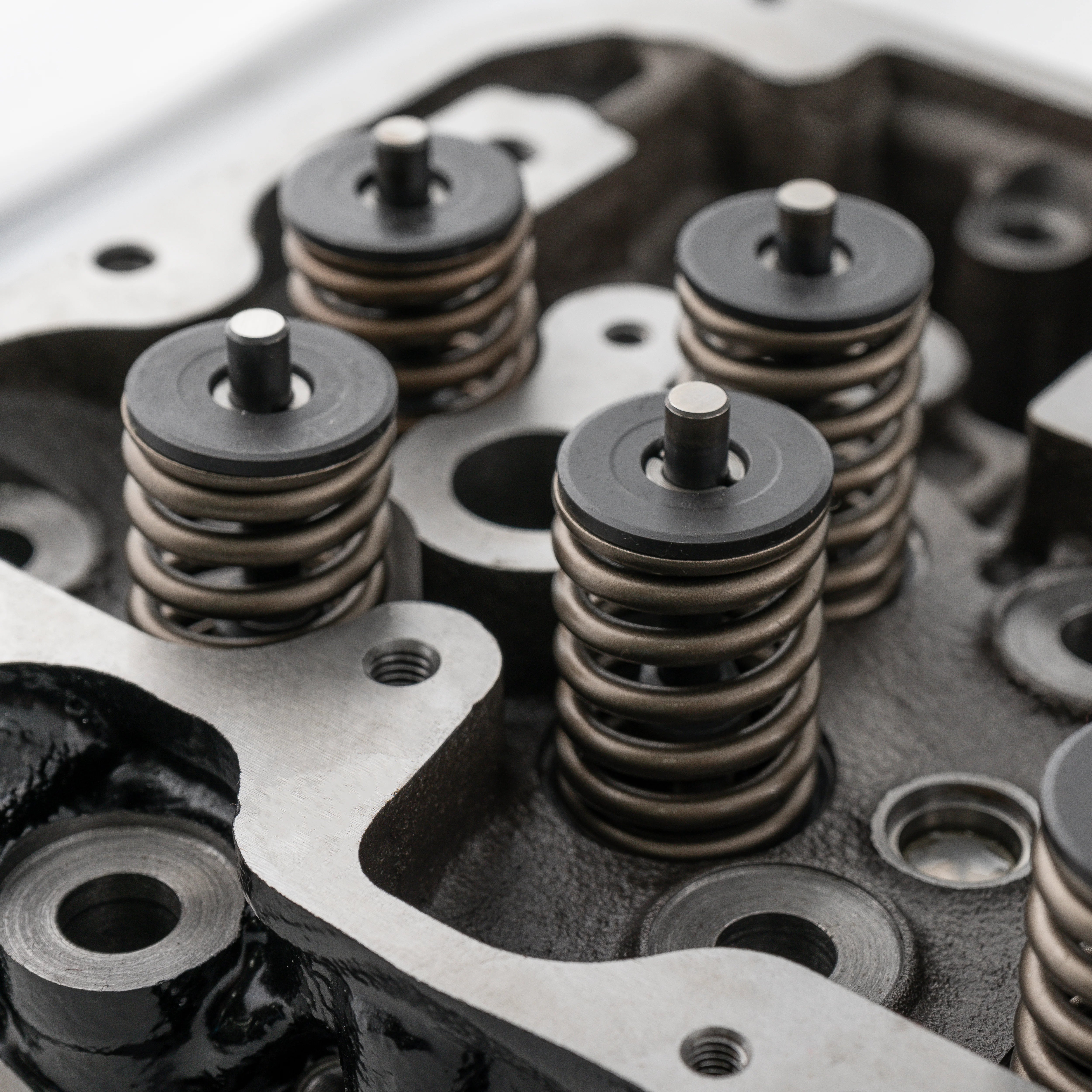 PPE 110100113 CNC Ported Cast Iron Cylinder Head | 2004.5-2010 GM Silverado/Sierra 2500HD/3500HD 6.6L Duramax