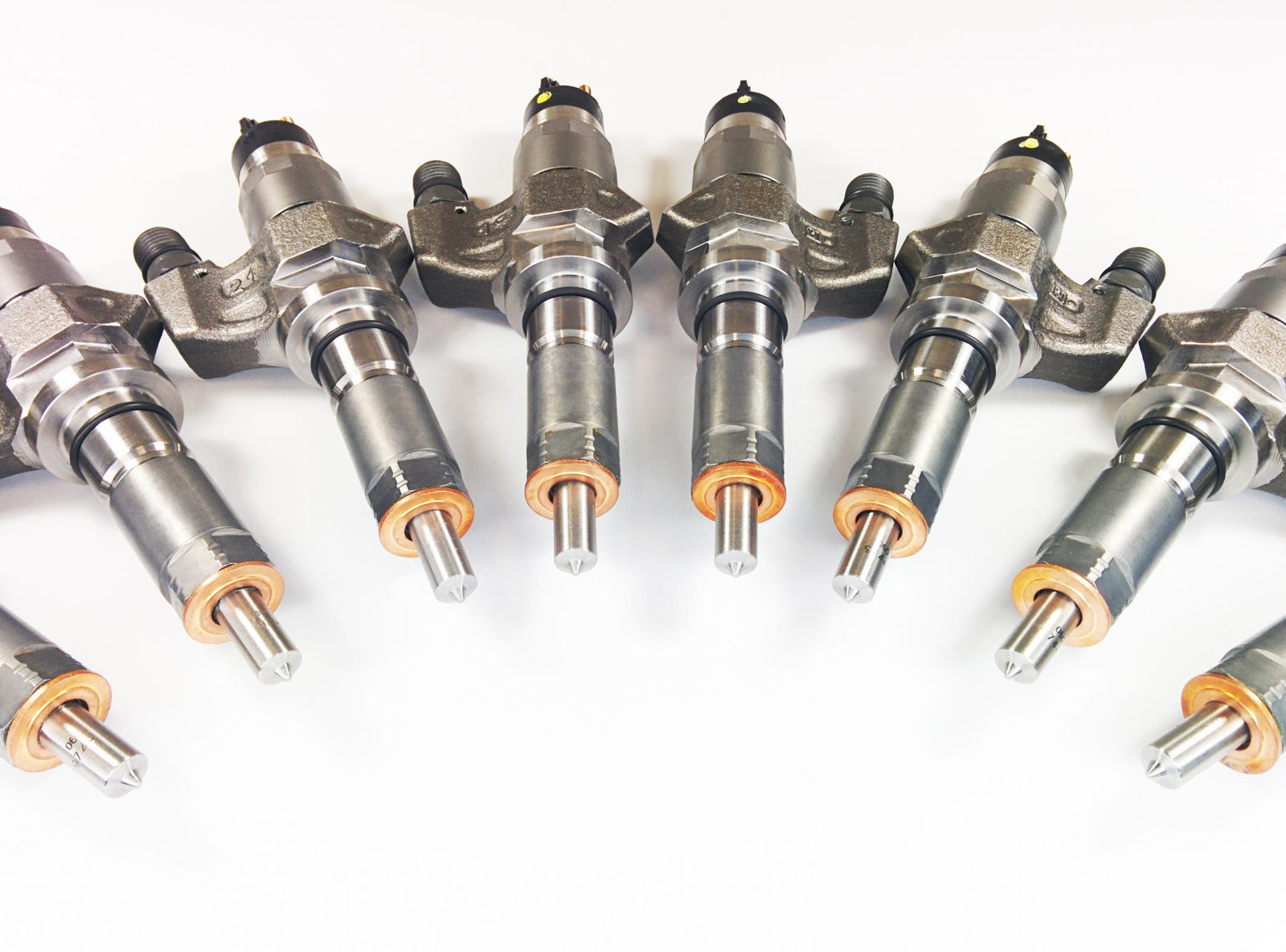 Dynomite Diesel LB7-200 Reman Injector Set 100 Percent Over SAC Nozzle | 2001-2004 GM Silverado/Sierra 2500HD/3500HD 6.6L Duramax LB7