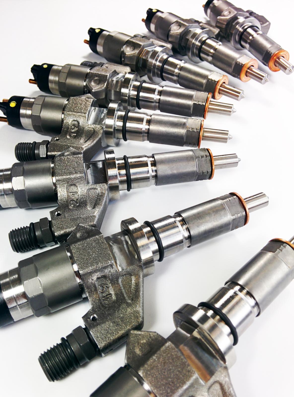 Dynomite Diesel LB7-200 Reman Injector Set 100 Percent Over SAC Nozzle | 2001-2004 GM Silverado/Sierra 2500HD/3500HD 6.6L Duramax LB7
