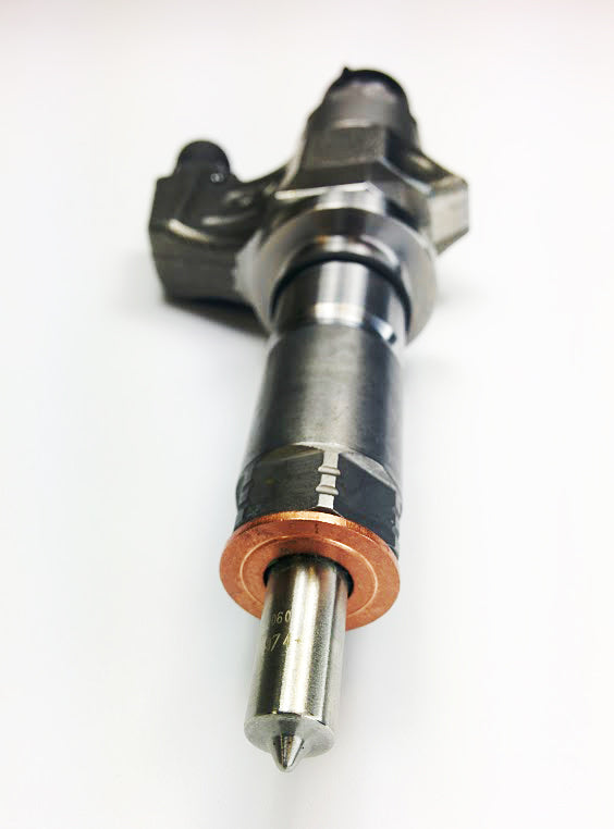 Dynomite Diesel 6.6L Duramax LB7 Reman Stock Injector | 2001-2004 GM Silverado/Sierra 2500HD/3500HD