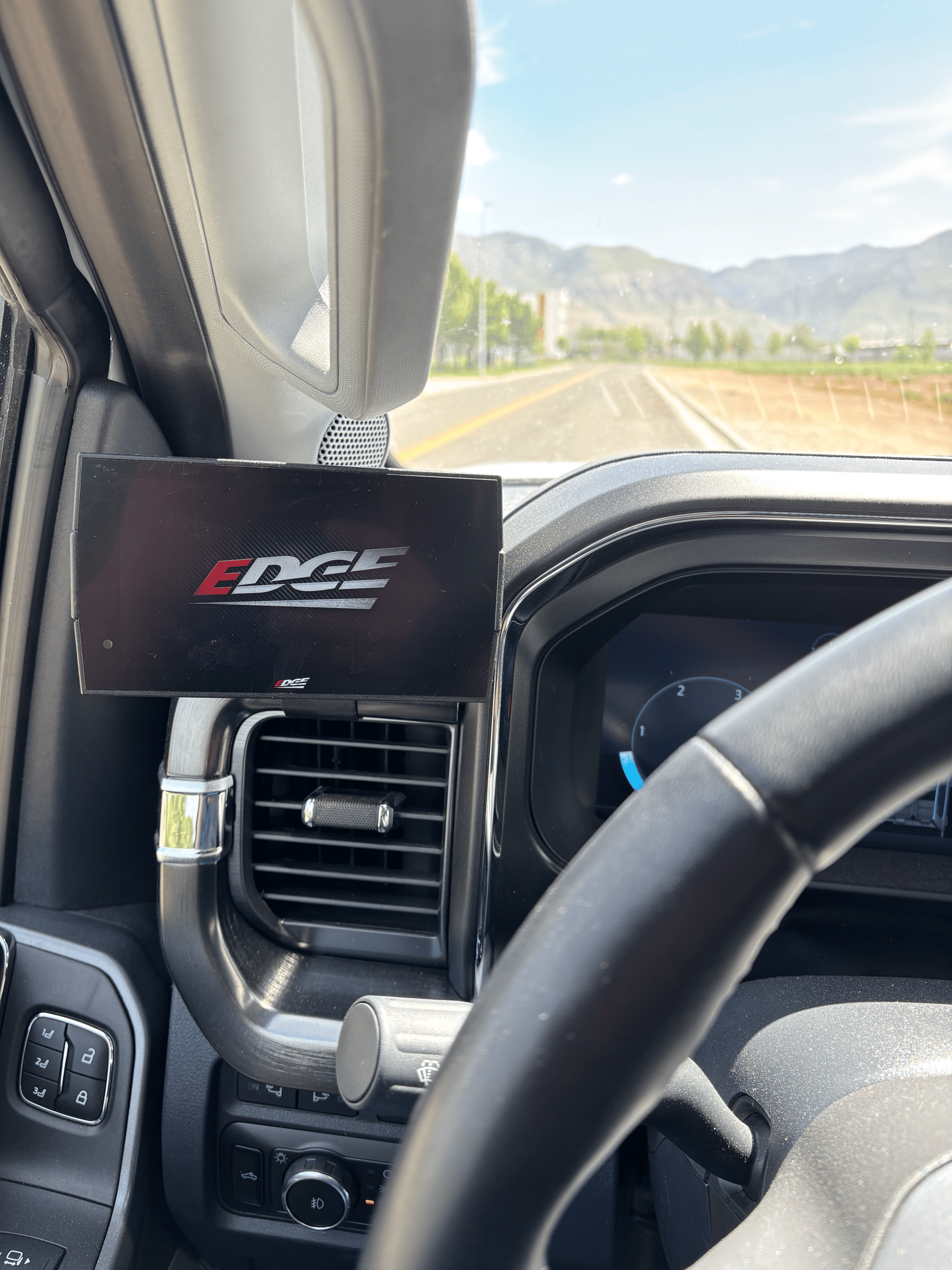 Edge 12713-3 EZX Performance Module w/ Insight CTS3 Kit | 2023-2025 Ford F250/F350/F450 6.7L Powerstroke