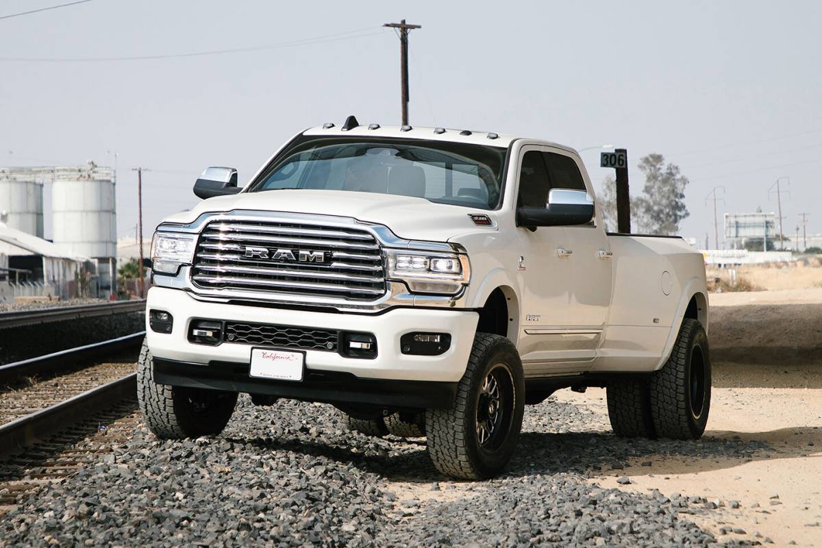 Zone Offroad D54 4.5" inch Radius Arm Lift Kit - 3" inch Rear Lift Blocks | 2013-2018 RAM 3500 6.7L Cummins 4WD