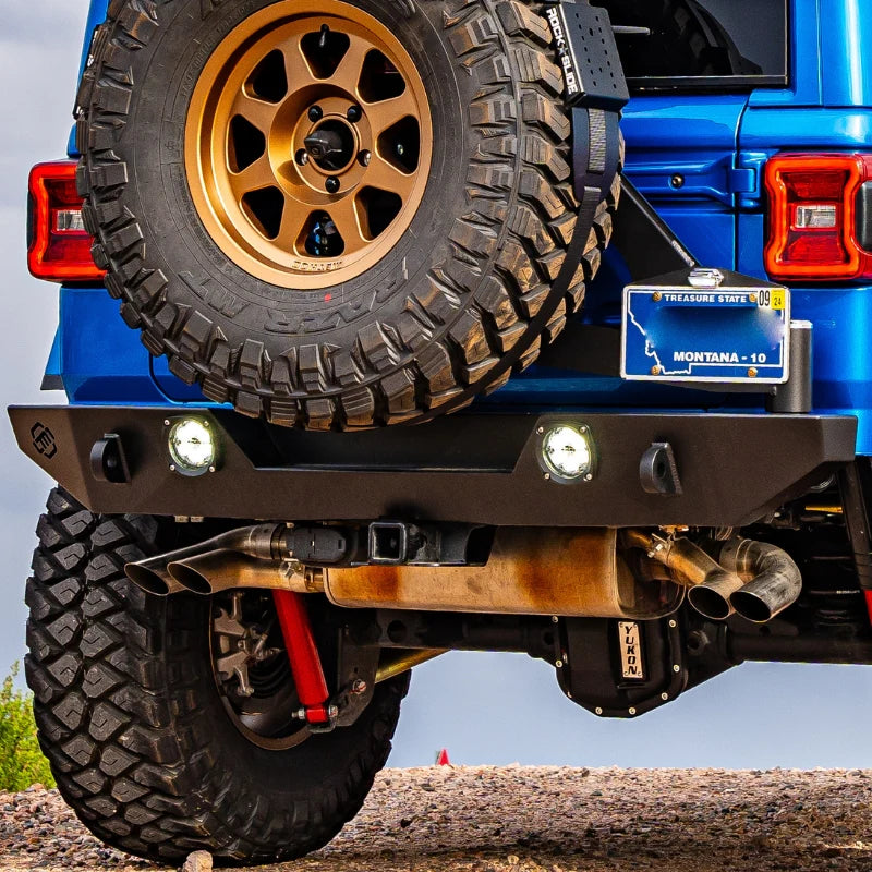 Nacho NAC13U Quatro Flush Mount | Universal