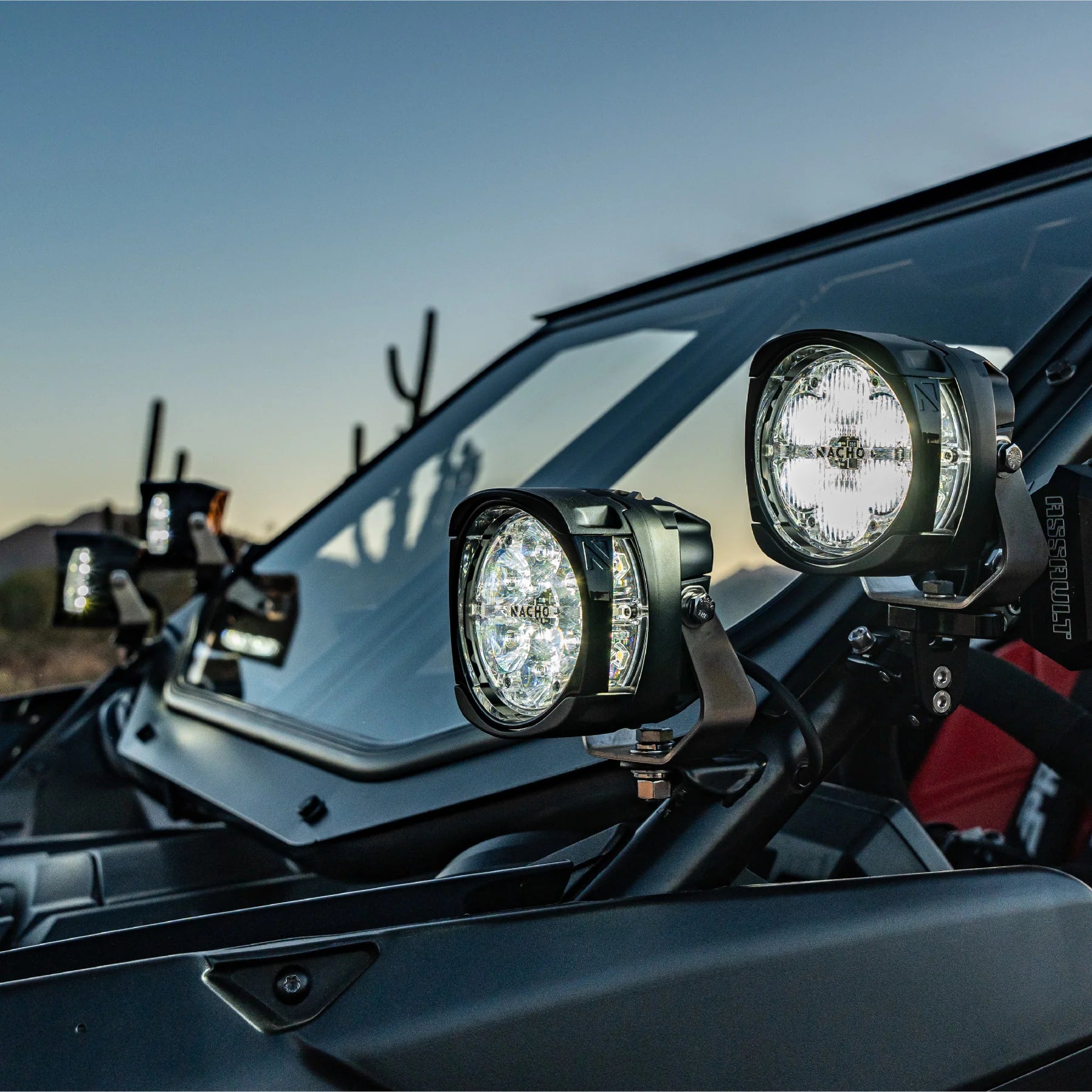 Nacho PM451 Quatro Flood Light Pair (White) | Universal