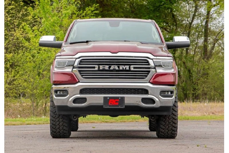 Rough Country 31430 3.5 inch Bolt-On Lift Kit with Rear N3 Shocks | 2019 RAM 1500