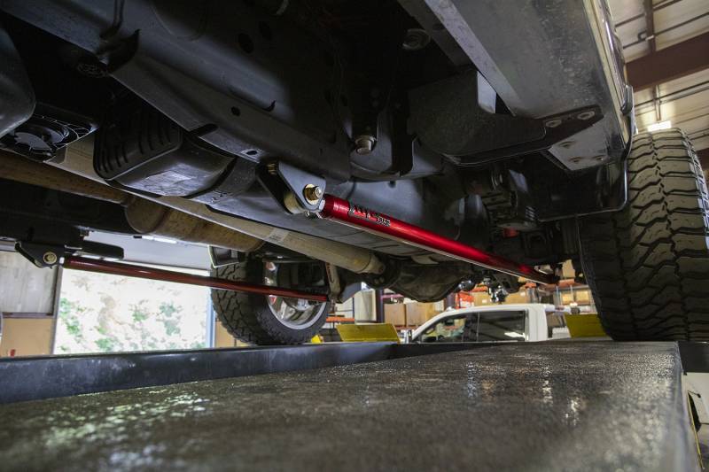Wehrli 100826 60 inch Traction Bar Kit | 2020-2025 GM Silverado/Sierra 2500HD/3500HD 6.6L Duramax L5P
