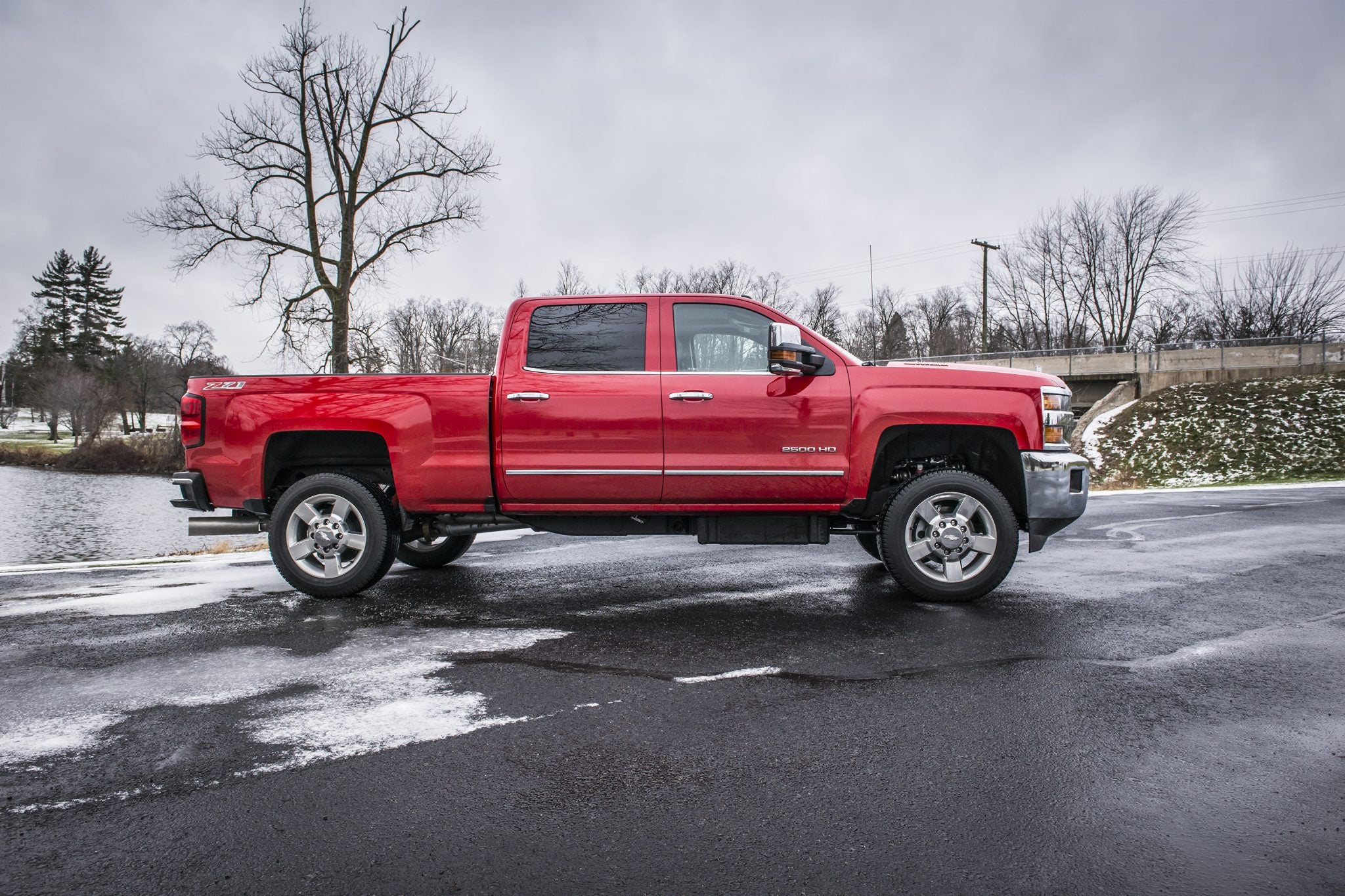 ReadyLift 69-3522 SRW-Tow & DRW with SST3000 3.5F/2R SST Lift Kit | 2011-2019 GM Silverado/Sierra 3500HD