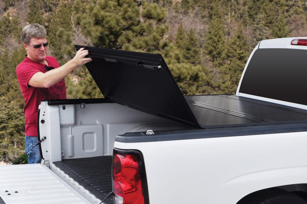 BAK Industries 226100 G2 Tonneau Cover | 2004-2013 GM Silverado/Sierra 1500 5.8ft Bed