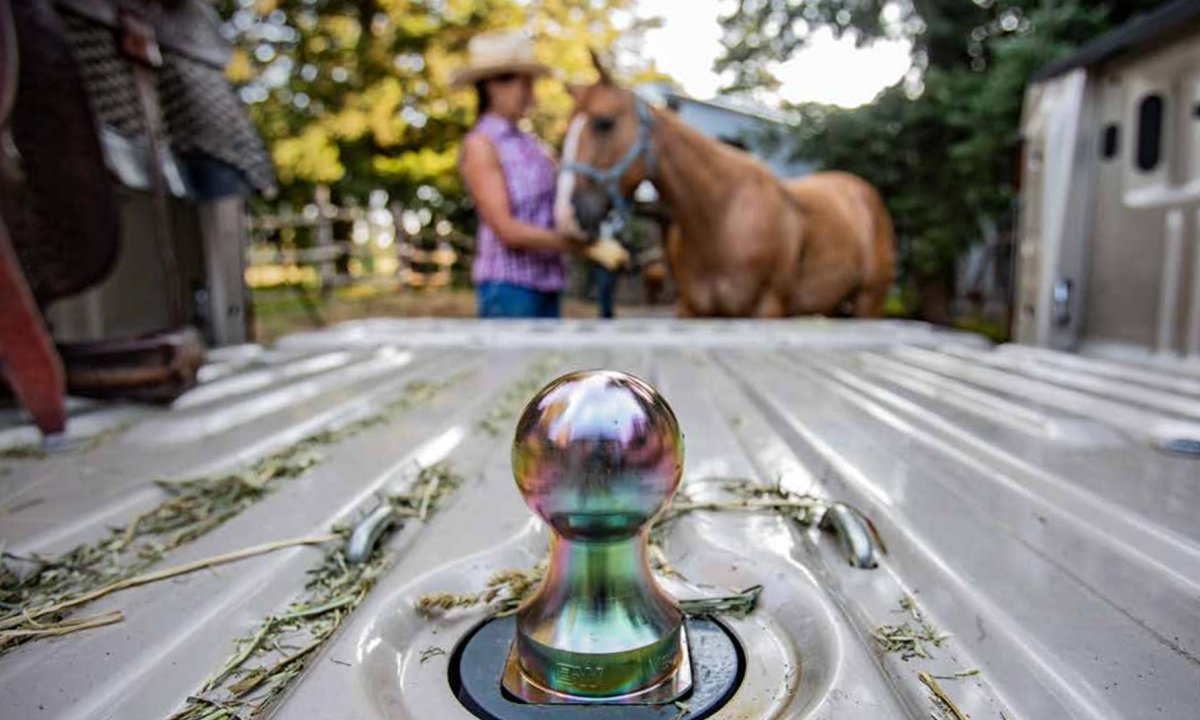 B&W GNRM1313 Turnoverball Mounting Kit | 2010-2013 RAM 2500/3500 6.7L Cummins