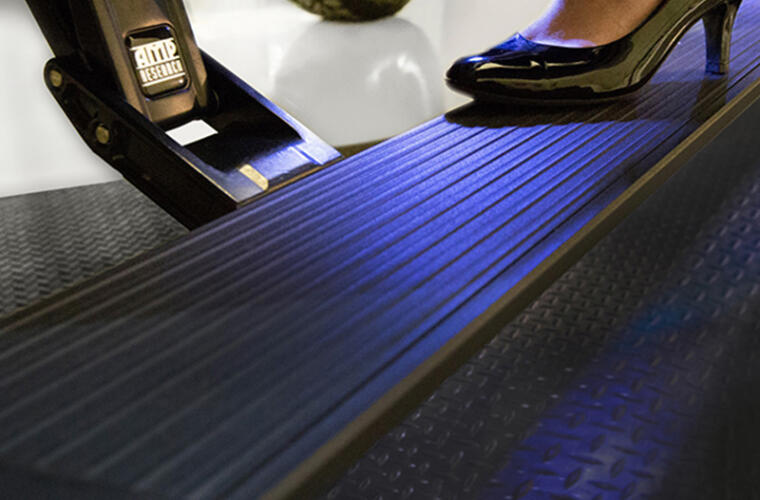 AMP Research 76239-01A PowerStep Plug-N-Play Running Boards |18-22 RAM 1500/2500/3500