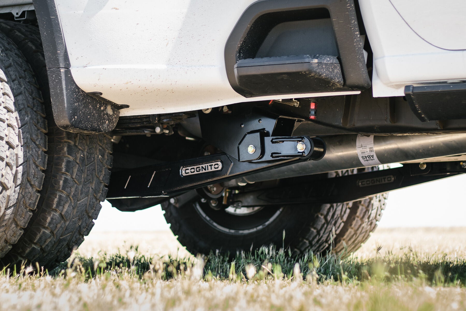 Cognito 110-90952 SM Series LDG Traction Bar Kit | 2020-2025 GM Silverado/Sierra 2500HD/3500HD