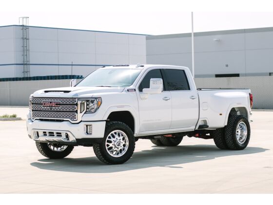 Cognito 210-P0930 3 inch Elite Leveling Kit with Fox Elite 2.5 Reservoir Shocks | 2020-2025 GM Silverado/Sierra 2500HD/3500HD