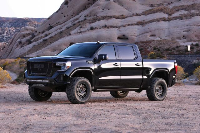 Fabtech K1210DL 3″ Ball Joint UCA Lift KIt w/ Dirt Logic 2.5 Resi Coilovers/Shocks | 2025 GM Sierra/Silverado 1500 2WD/4WD