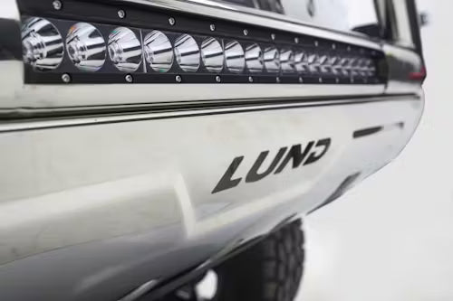 Lund 47021203 3.5" inch Stainless Steel Oval Bull Bar | 2011-2019 GM Silverado/Sierra 2500HD/3500HD
