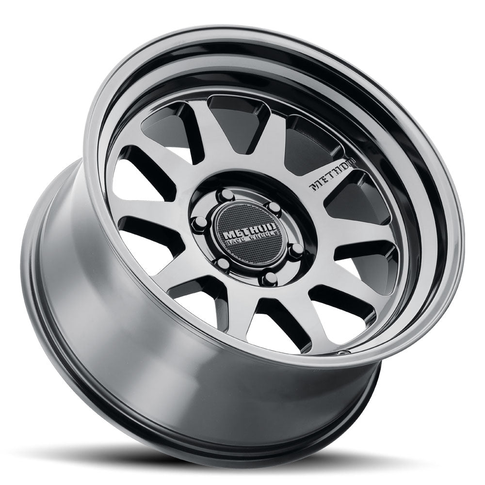 Method MR316290871318 316 20x9 inch Gloss Black 18mm Offset Wheel | 1994-2024 Ford F250/F350