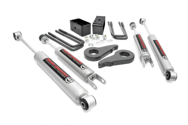 Rough Country 28330 1.5-2 inch Suspension Leveling Lift Kit | 1999-2006 GM Silverado/Sierra 1500