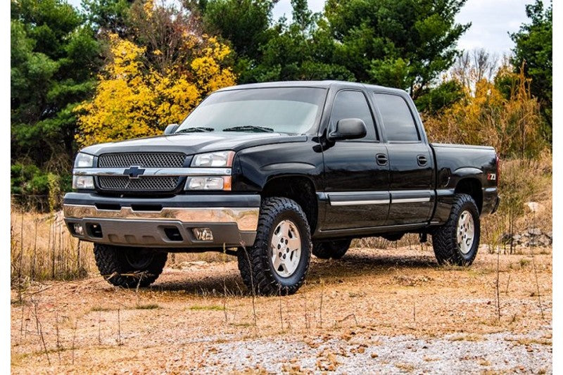Rough Country 28330 1.5-2 inch Suspension Leveling Lift Kit | 1999-2006 GM Silverado/Sierra 1500