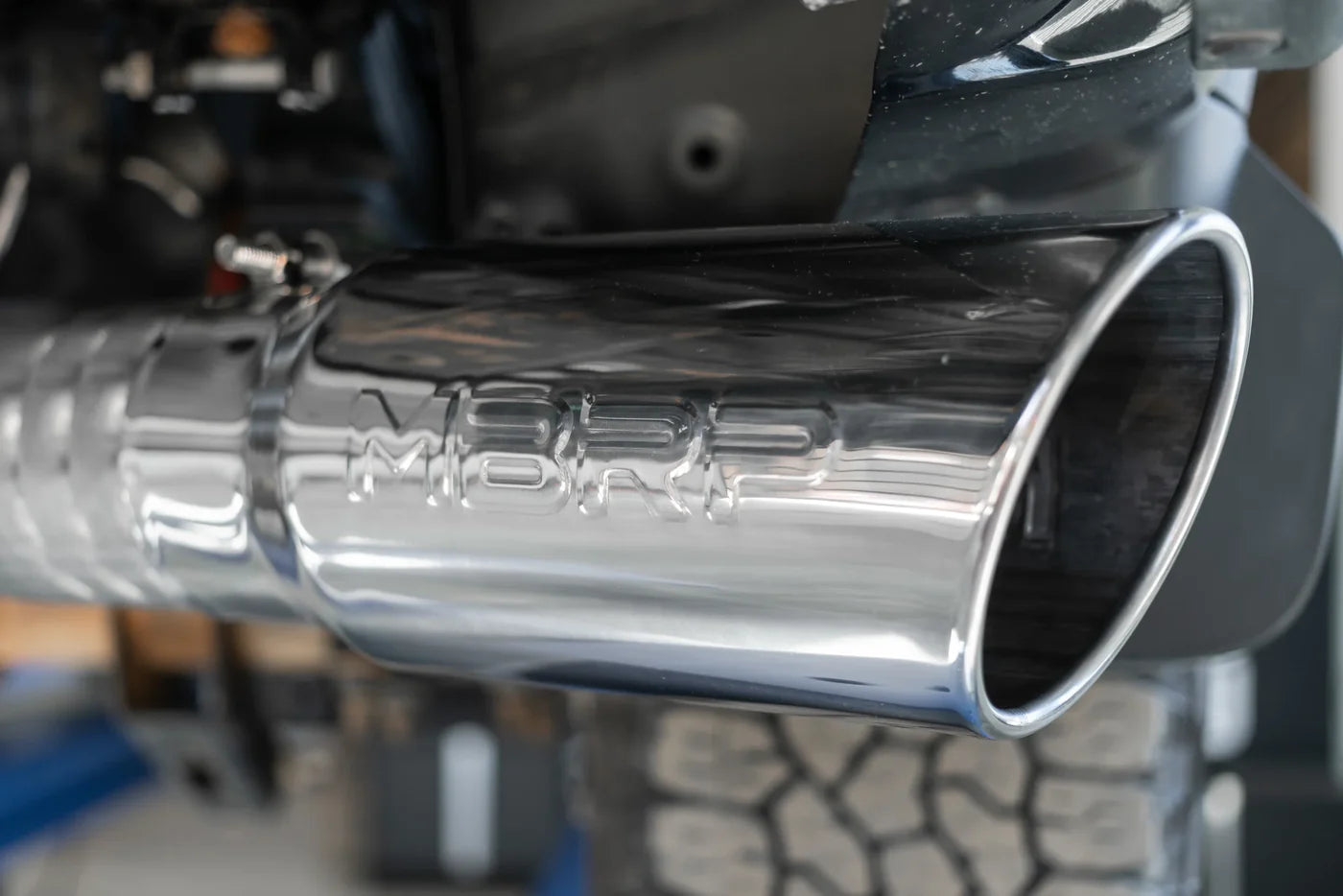 MBRP S6059AL 4" inch Aluminized Filter Back Single Side Exit Exhaust System with Tip | 2020-2025 GM Silverado/Sierra 2500HD/3500HD 6.6L Duramax L5P